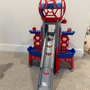 Paw patrol ultimate city 3 ft. Tall transforming movie